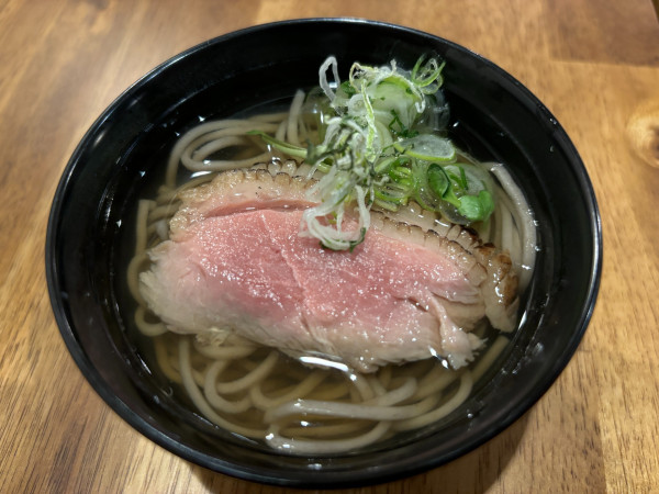 「鴨そば」@アンプオキナワの写真