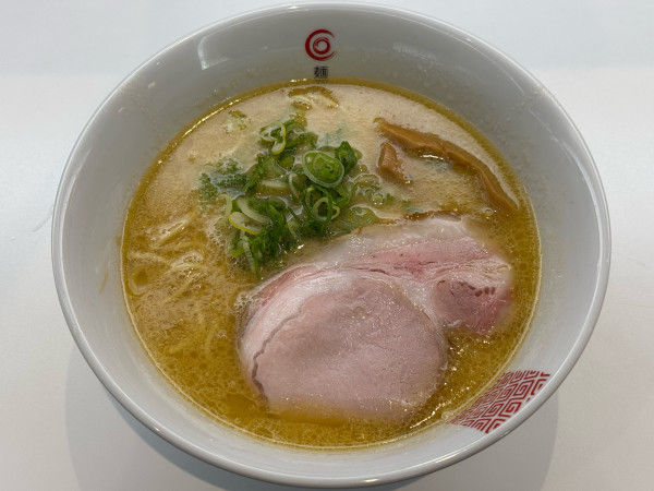 「とんこつラーメン　990円」@麺屋 匠の写真