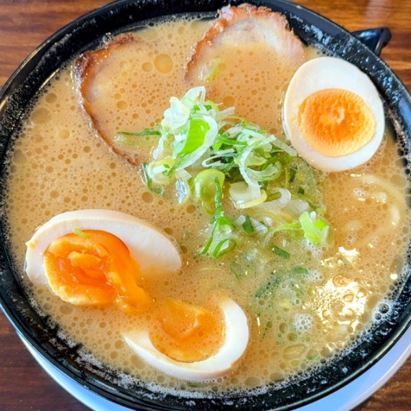 「特。刻豚骨醤油 1,190円」@ラーメン刻 大学前店の写真