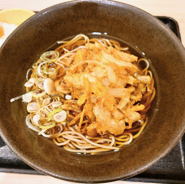 「ミニカレーセット＋かき揚げ」@ゆで太郎 柏の葉キャンパス店の写真