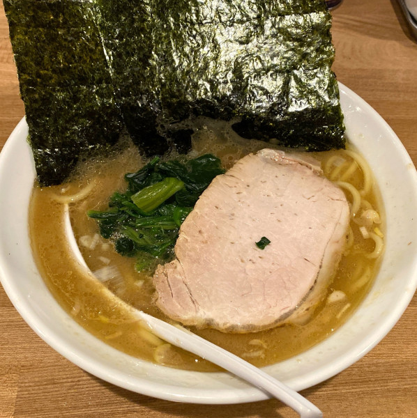 「ラーメン 850円」@家系らーめん やなぎやの写真