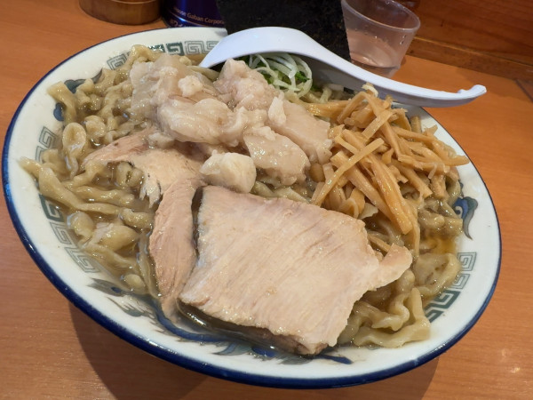 「中華そば（普通）＋身入り」@ケンチャンラーメン 山形の写真