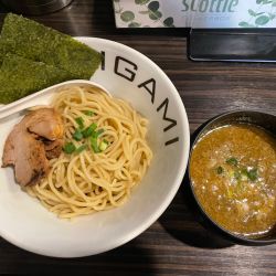 鶏ニボ貝つけめん ¥1100 ランチ中盛り無料