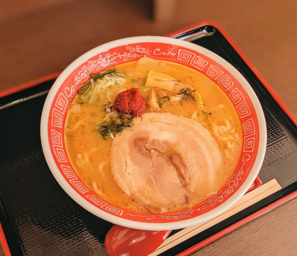 「赤玉旨辛みそらーめん」@めん六や 岐阜日野店の写真