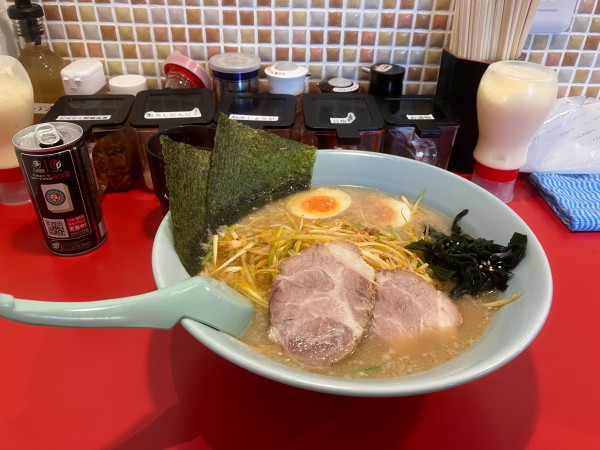 「特製ラーメン　中盛」@ラーメンショップ〇化 野田谷津店の写真