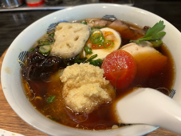 「限定生姜醤油ラーメン」@らぁめん紺屋の写真