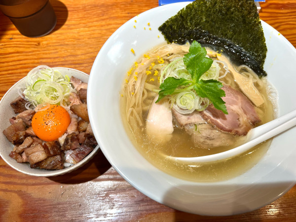 「塩ゆず肉飯」@麺や晴心の写真