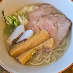 あら炊き中華そば　塩　900円