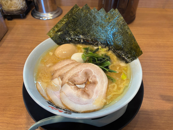 「MAXラーメン」@町田商店 武蔵村山店の写真