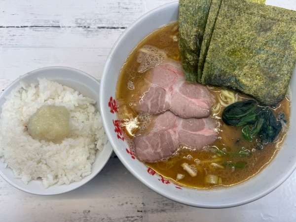 「ラーメン中1000円+チャーシュー150円+ライス100円」@二代目 谷瀬家の写真