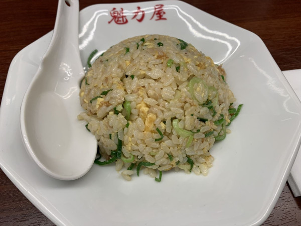「特製醤油ラーメン（並）＋焼きめし小（焼きめし定食）」@ラーメン魁力屋 五反田店の写真