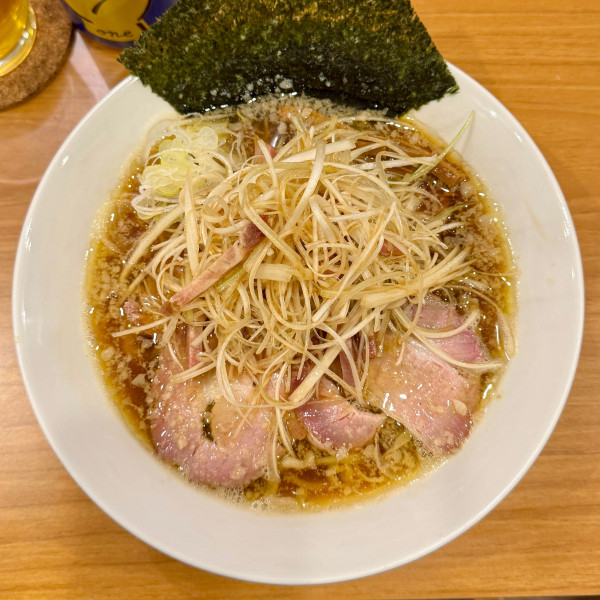 「ネギチャーシュー醤油らーめん」@しののめヌードルの写真