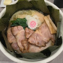 塩全部のせら〜麺　バター