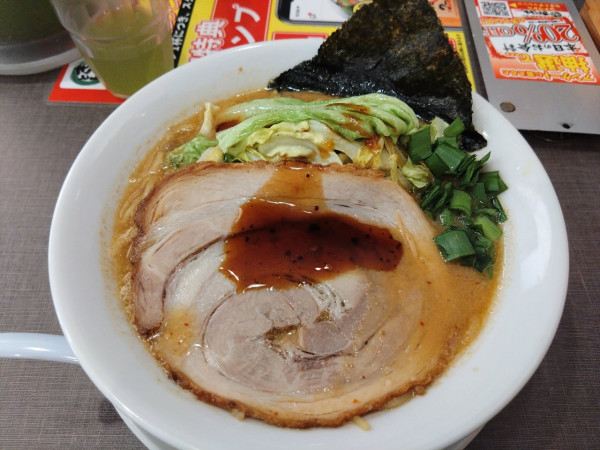 「味噌きゃべとん(限定)」@きゃべとんラーメン 横浜青葉台店の写真