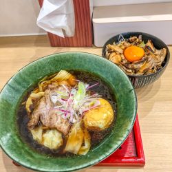 福朗ラーメン（醤油）+チャーシュー丼