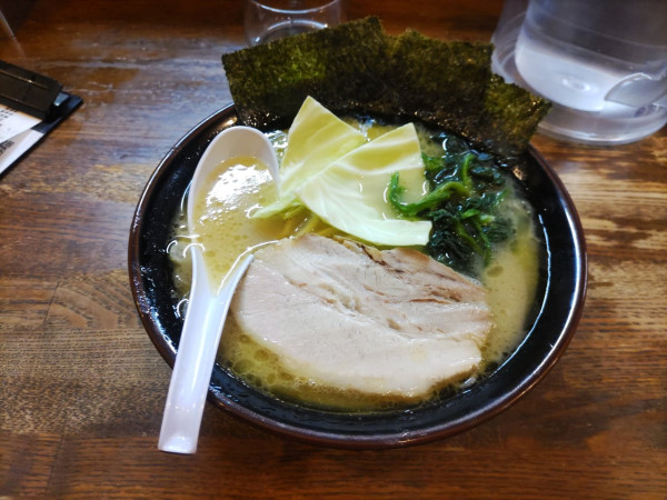 「豚骨塩らぁめん」@らあめん 寸八 総本店の写真