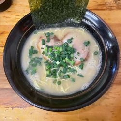 ラーメン(850円)