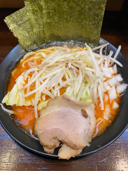 「ハバネロ辛豚骨」@横浜家系ラーメン 王子家の写真