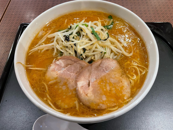 「味噌らぁ麺〜五重の味噌¥1,419」@デニーズ  南加瀬店の写真