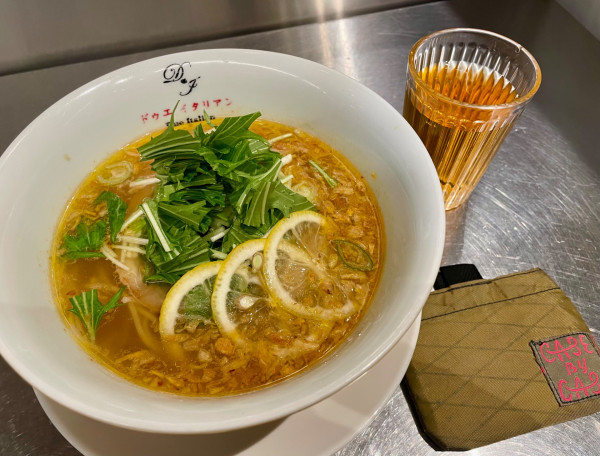 「レモンらぁ麺」@らぁ麺 ドゥエ イタリアン 東急プラザ渋谷の写真