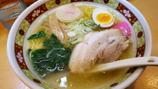 「塩らーめん」@はこだて塩らーめん しなのの写真