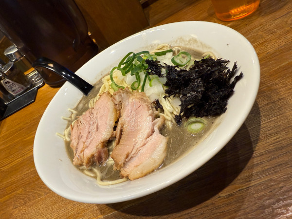 「【夜の部限定】極濃厚煮干そば」@中村屋総本山の写真