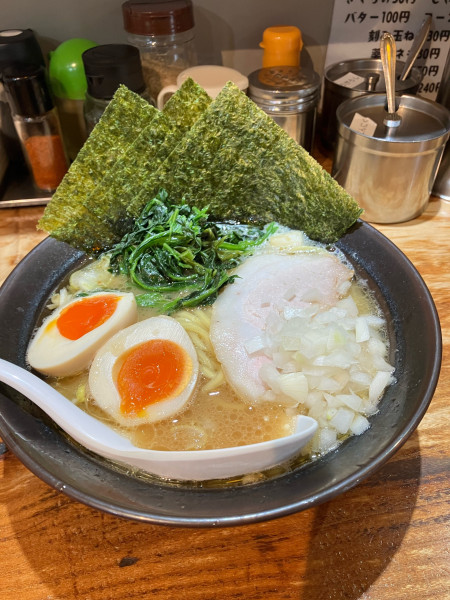 「ラーメン」@Neo家系らーめん實家 本厚木店の写真