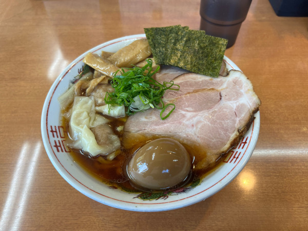 「特製醤油ラーメン」@龍聖軒の写真