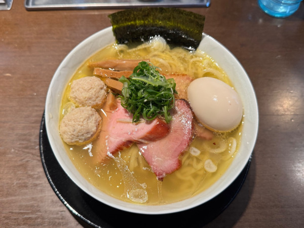 「特上虎徹そば（塩・手もみ麺）」@麺や 虎徹の写真