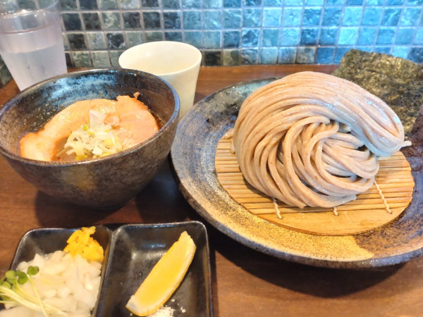 「汁並つけ麺大」@麺屋みつば＋クローバーの写真