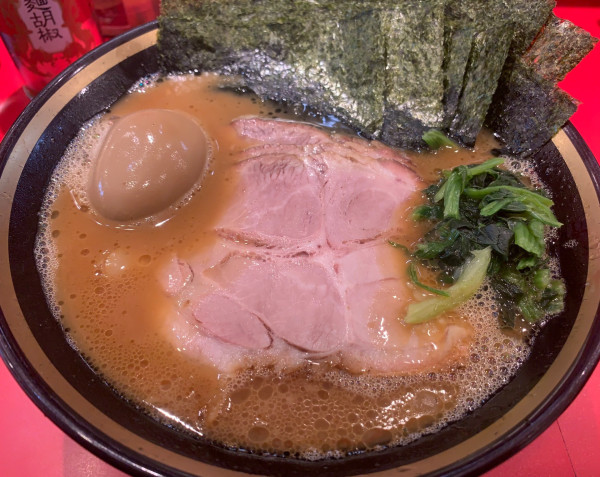 「王道乃印ラーメン1250円」@王道家直伝 家系ラーメン 本ごう家王道乃印の写真