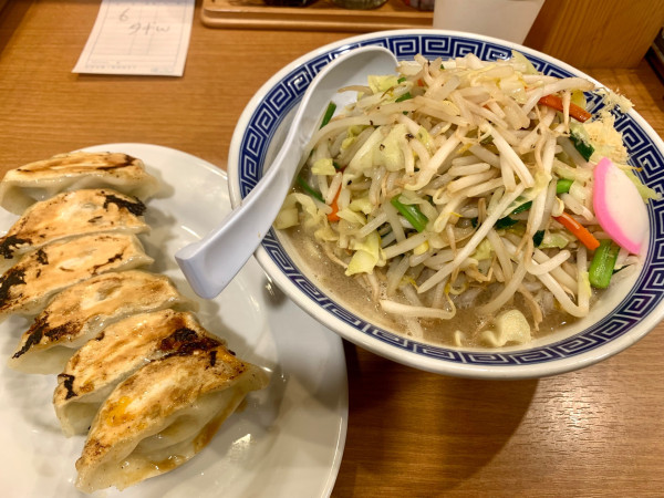 「タンギョウ1080円」@トナリ 丸の内店の写真