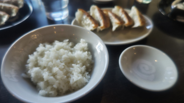 「餃子&小ライス」@らあめん花月 嵐 千ヶ瀬店の写真