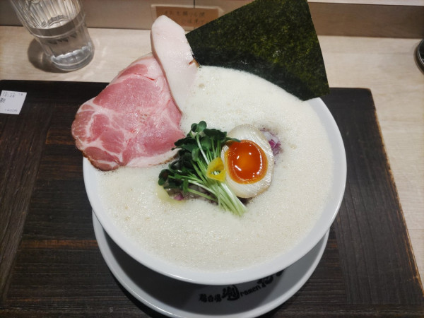 「鶏白湯泡ramen醤油」@鶏白湯泡ramenたまきの写真