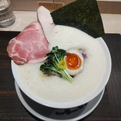 鶏白湯泡ramen醤油