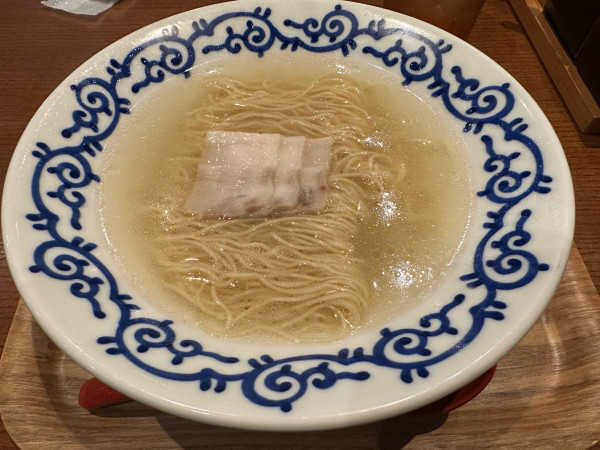 「豚そば」@豚そば 月や ラーメン滑走路店の写真