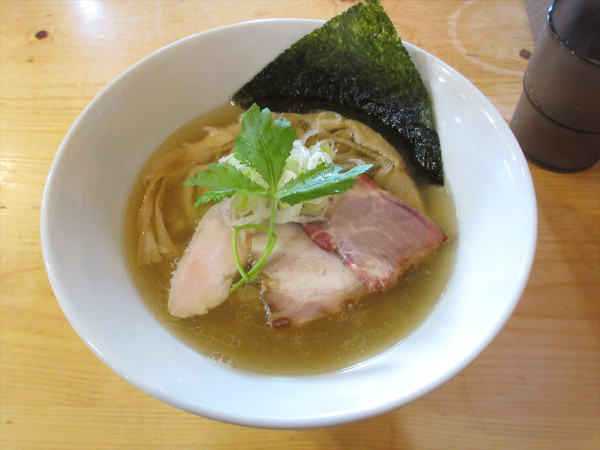 「手もみ中華そば（塩）（1,100円）」@麺や晴心の写真