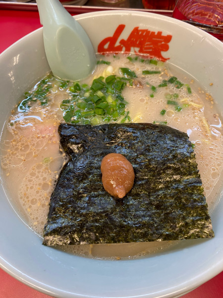 「朝ラーメン530」@山岡家 川島店の写真