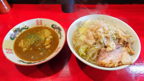 「小ラーメン（1,000円）＋つけめんサバ味　ニンニクアブラ」@ラーメン二郎 会津若松駅前店の写真