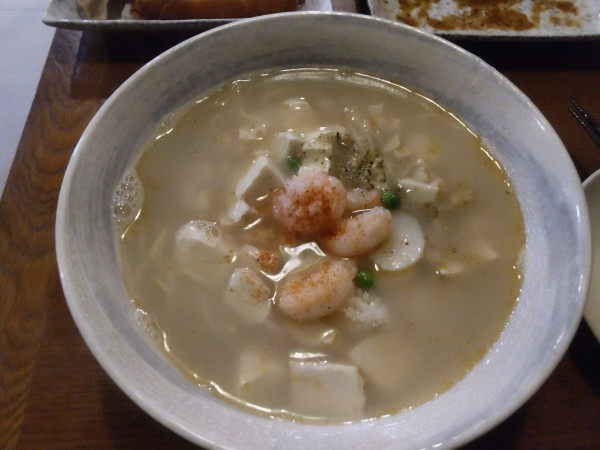 「(白)海鮮麻婆麺（1100円）」@麻婆劇場の写真