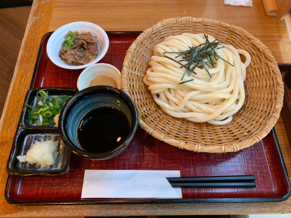 「杵屋のざるうどん」@実演手打うどん 杵屋 品川インターシティ店の写真