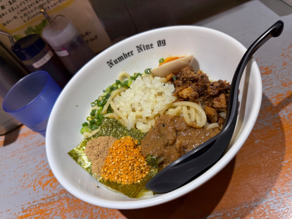 「まぜそば」@麺Dining Number Nine 09の写真