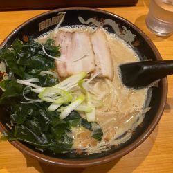 味噌らーめん　わかめ