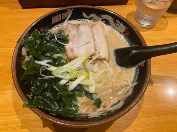 「味噌らーめん　わかめ」@北海道らーめん ひむろ 大宮店の写真
