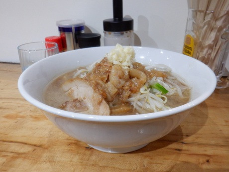 「らーめん（ミニ）」@六麓 豚らーめんの写真