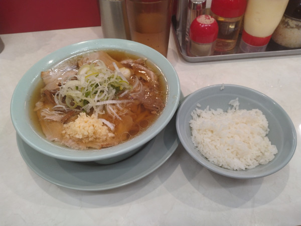「ラーメン並¥780+無料ライス」@なぎちゃんラーメン 行徳店の写真
