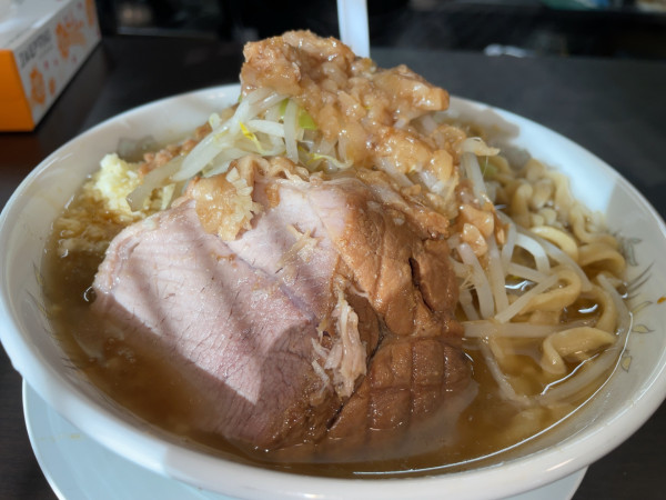 「ラーメン250ｇ900円」@ラーメンたかしの写真