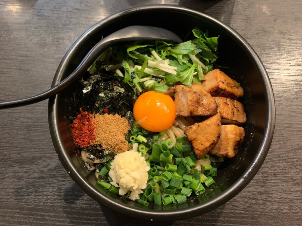 「看板まぜそば」@らーめんまぜそば あらし 名駅店の写真