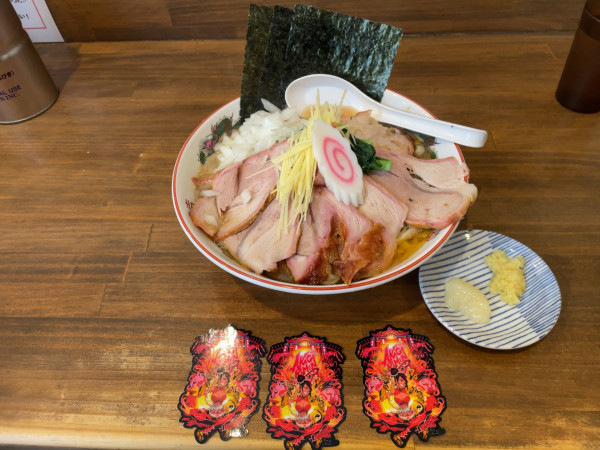 「パルプンテ➕麺増し➕燻チャー増し」@男気らーめん アカギの写真