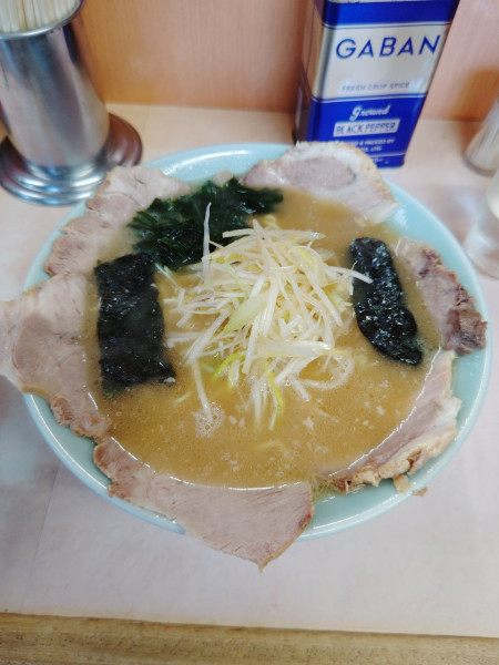 「ネギチャーシューメン(中)(1,350円)」@とんとんラーメンの写真